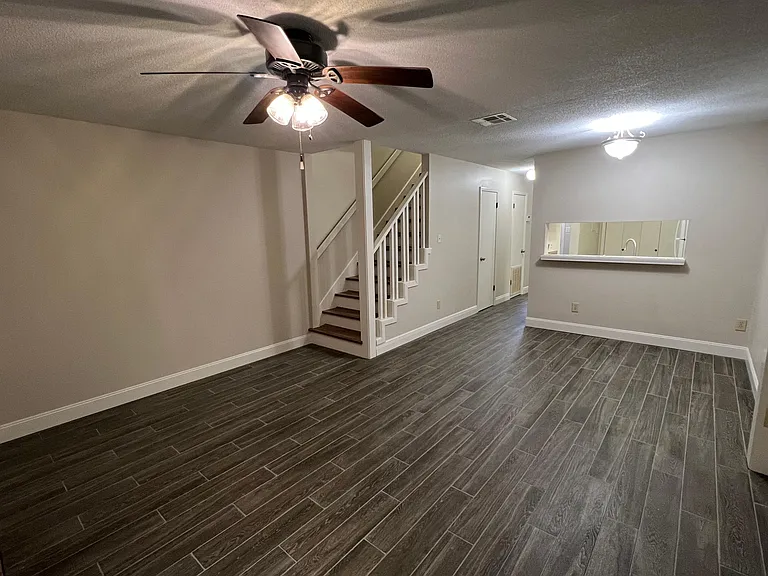 172 Southfield Pkwy — Photo 14