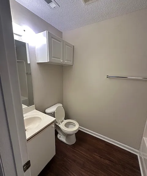 131 N Wheeless Dr #M — Photo 4