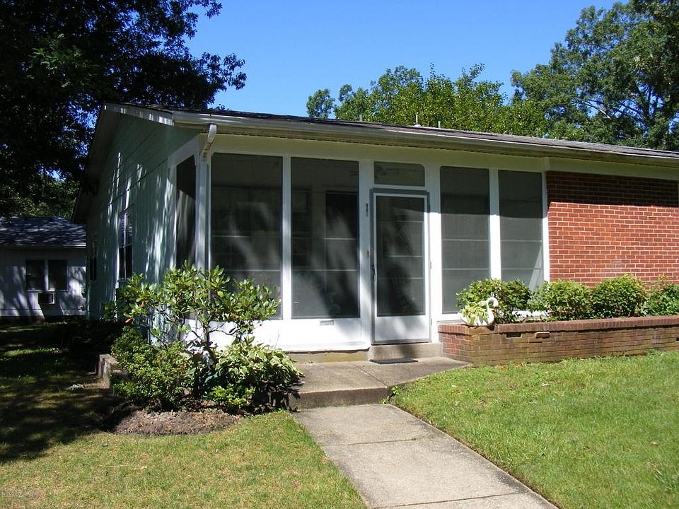 1st image of 94A Edinburgh Ln