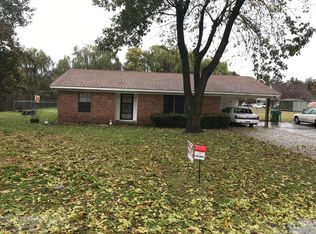 313 Manor Rd, Steele, MO 63877