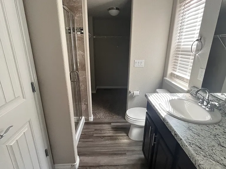 6452 Vedder Dr — Photo 26