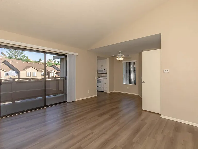 Westridge Apartment Homes — Photo 27