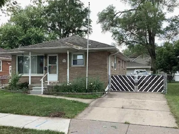 3062 Ferris Ave, Lincoln Park, MI 48146