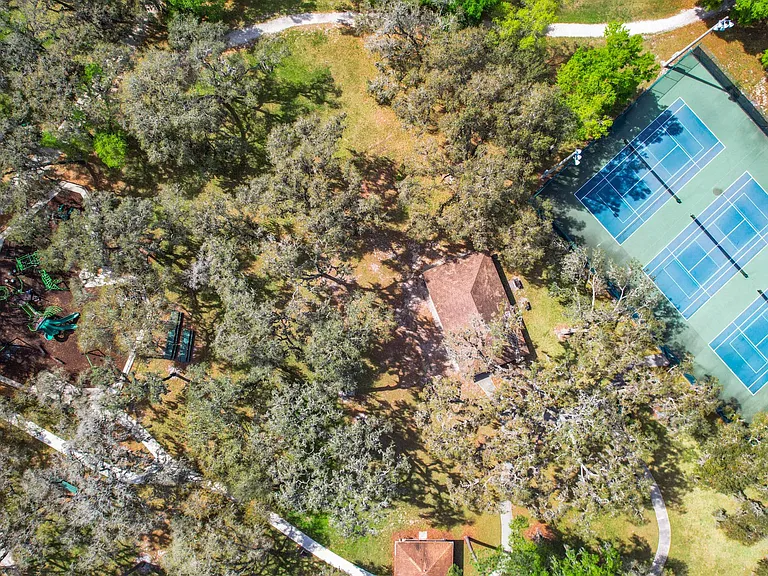 489 Harvest Oak Ct — Photo 42