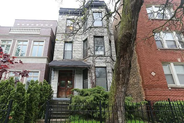 2661 N Burling St #3 — Photo 1