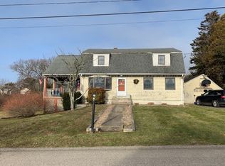 25 Glendaway Dr, Narragansett, RI 02882