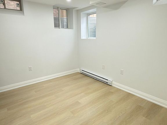 4th image of 89 Conarty Cres #Basement