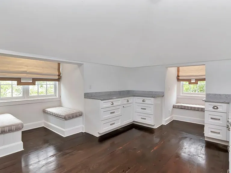 6220 Bayshore Blvd — Photo 25