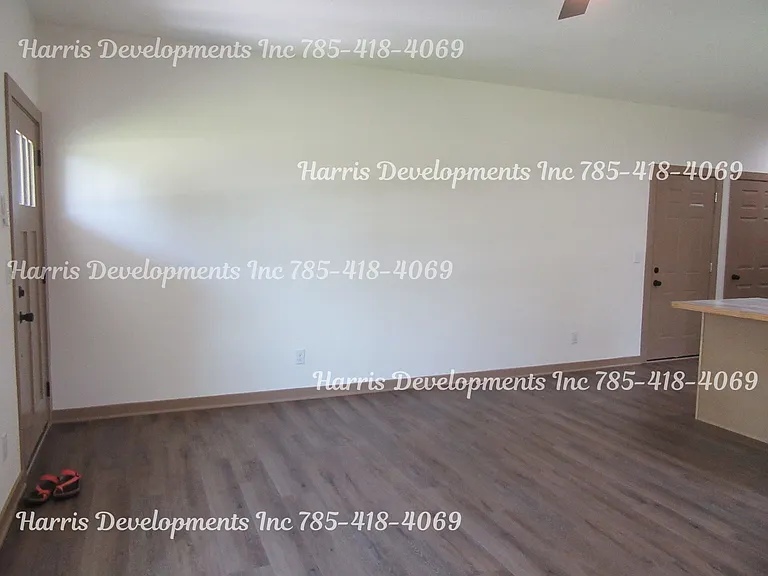 312 S Cherry St — Photo 7