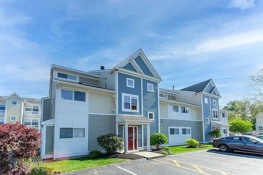 Beacon Village Apartments — Photo 2