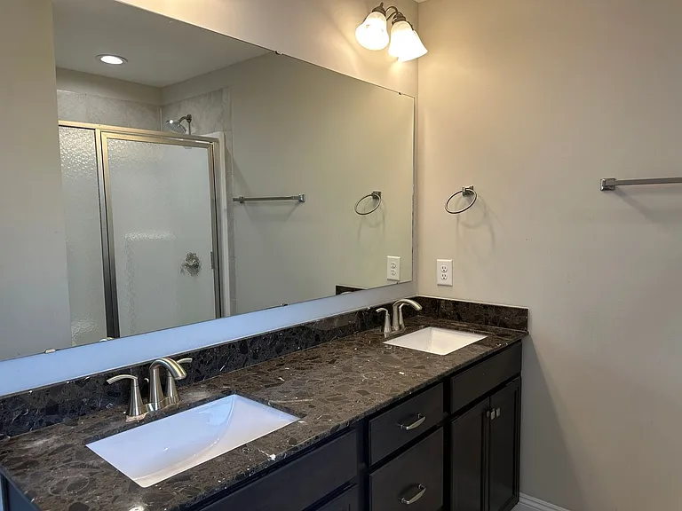 5233 Debut Ave — Photo 21