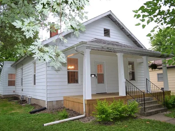 802 S West St, Jacksonville, IL 62650