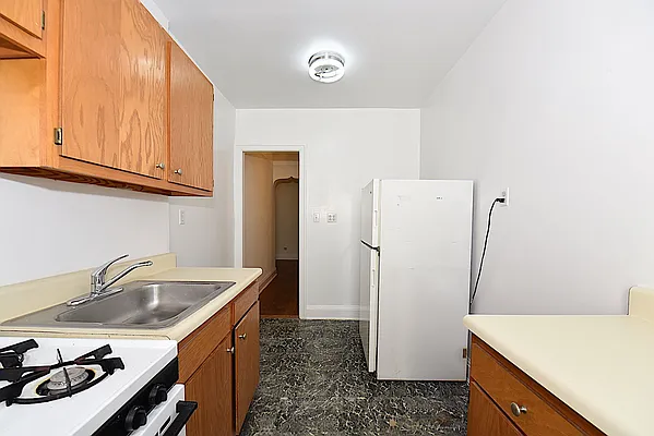 Rented by Keller Williams NYC | media 15