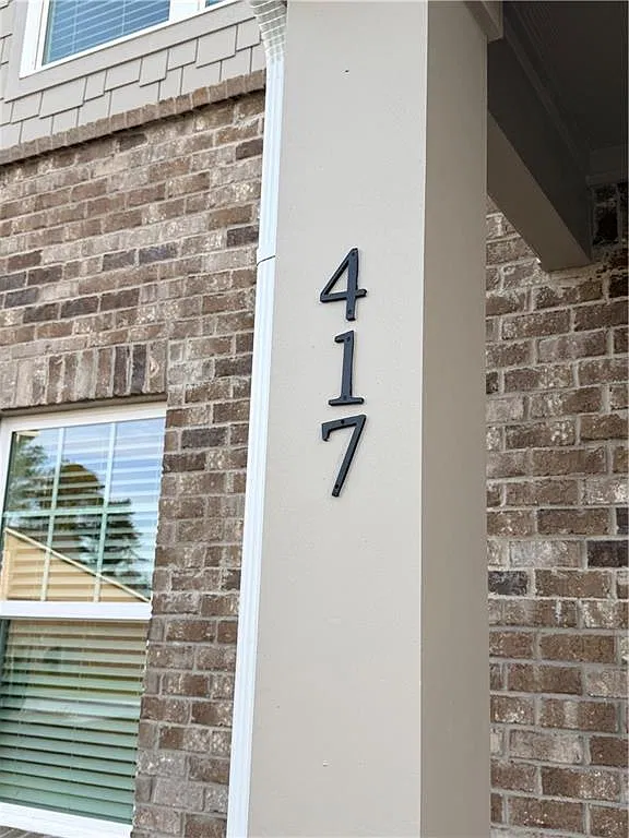 4 bed, 2.5 bath, 2095 sqft, $2,850 — Photo 4