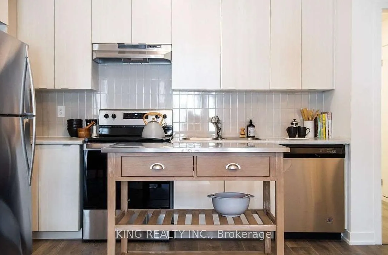 1 bed, $2,500 — Photo 1