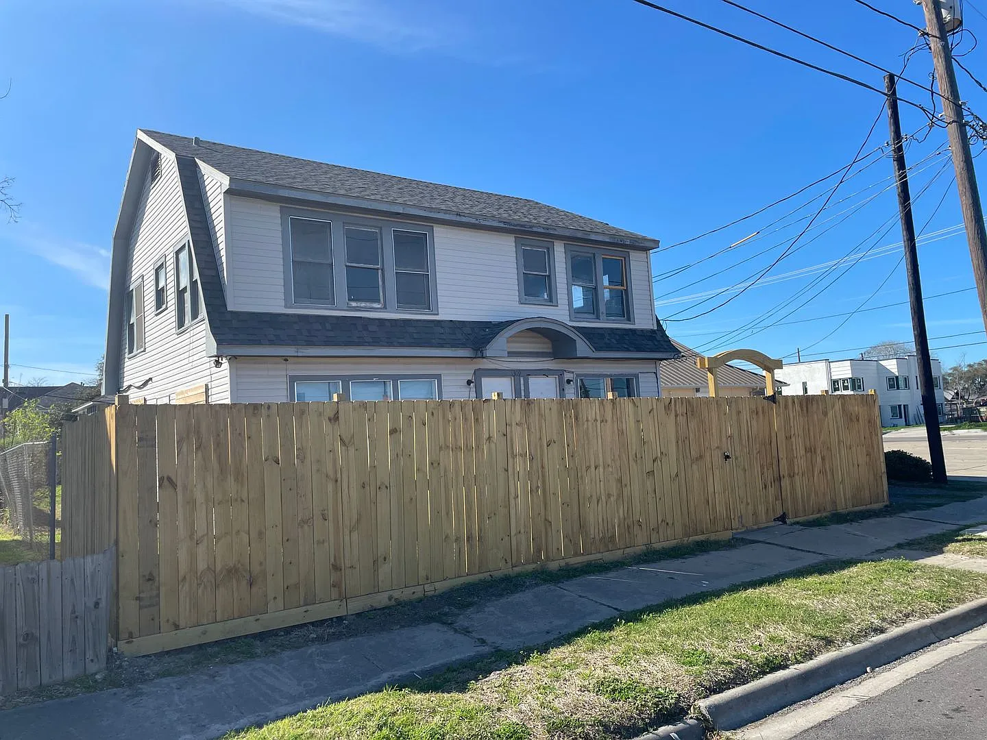 1309 Fifth St — Photo 2