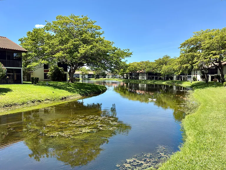 10615 Ocean Palm Way #102 — Photo 3