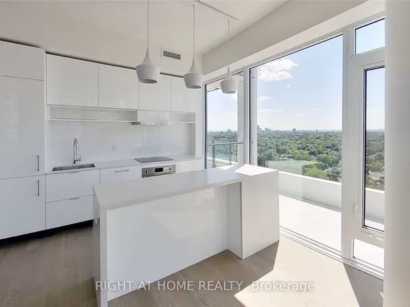 5 Soudan Ave, Toronto, ON