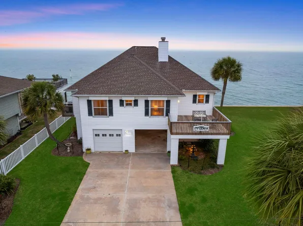 21722 Guadalupe Dr, Galveston, TX 77554
