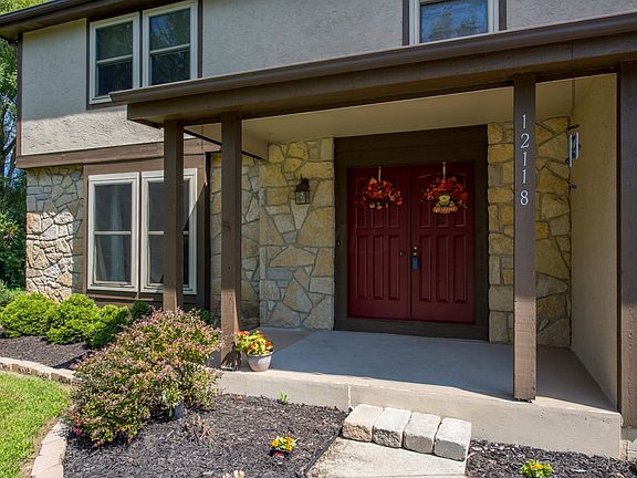 5th image of 12118 Greenbower Ave