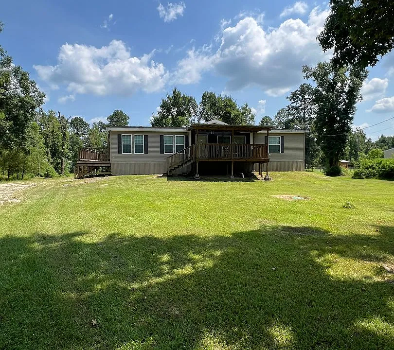 19310 Gourdon Ln