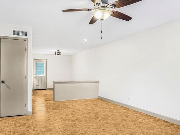 5th image of 4410 Jester St #13