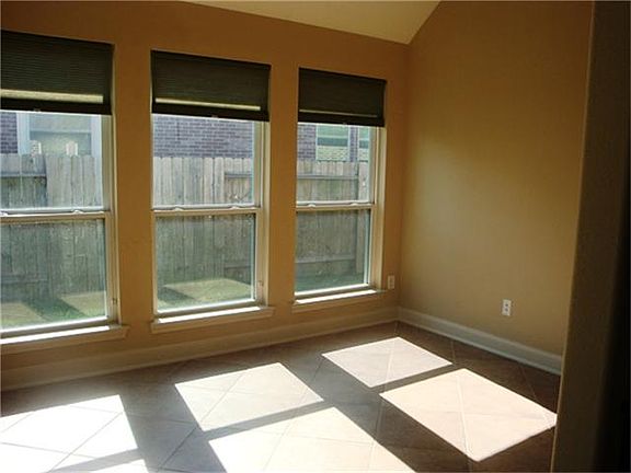 5th image of 1010 Misty Trails Ln