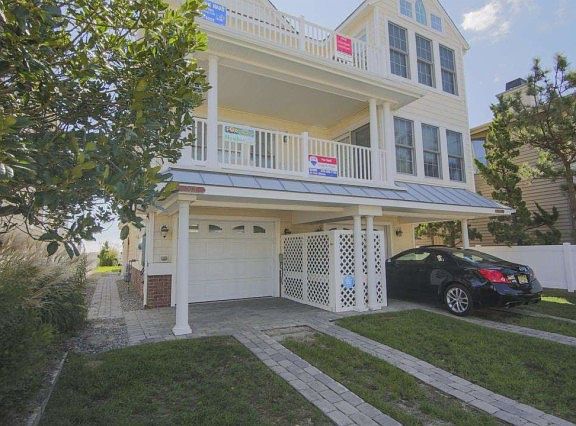 2nd image of 5607 Central Ave #5607