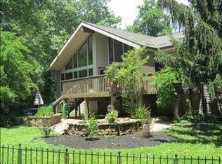 1303 S Rechter Pl, Bloomington, IN 47401