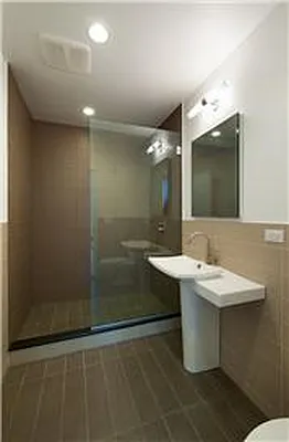 Sold by Nancy Packes Inc. | media 3