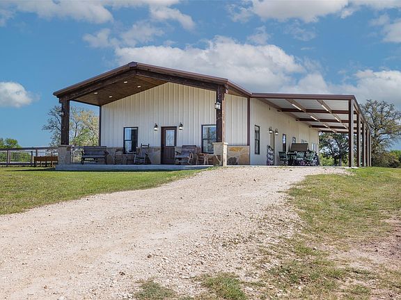 3rd image of 4500 Gibbs Ln