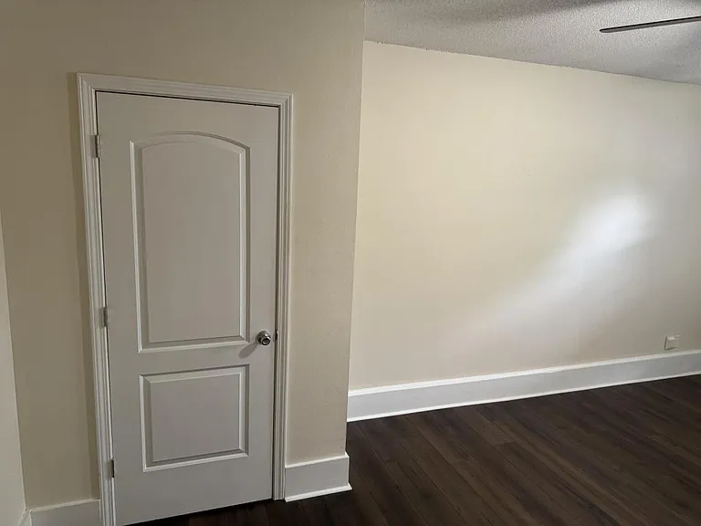 125 Brentwood Blvd — Photo 6