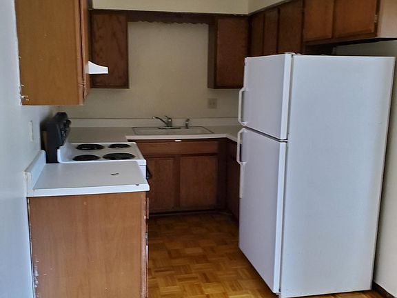 2nd image of 6875 W Kathleen Ct APT 4-F