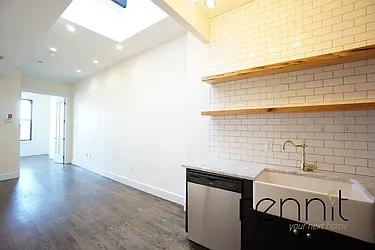 Rented by Rennit Inc.