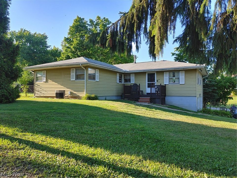 1st image of 4765 Overlook Dr