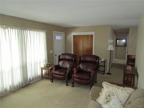 4th image of 346 Northfield Way