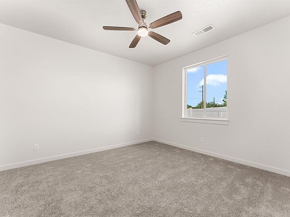 5th image of 2318 S Bayne Ln