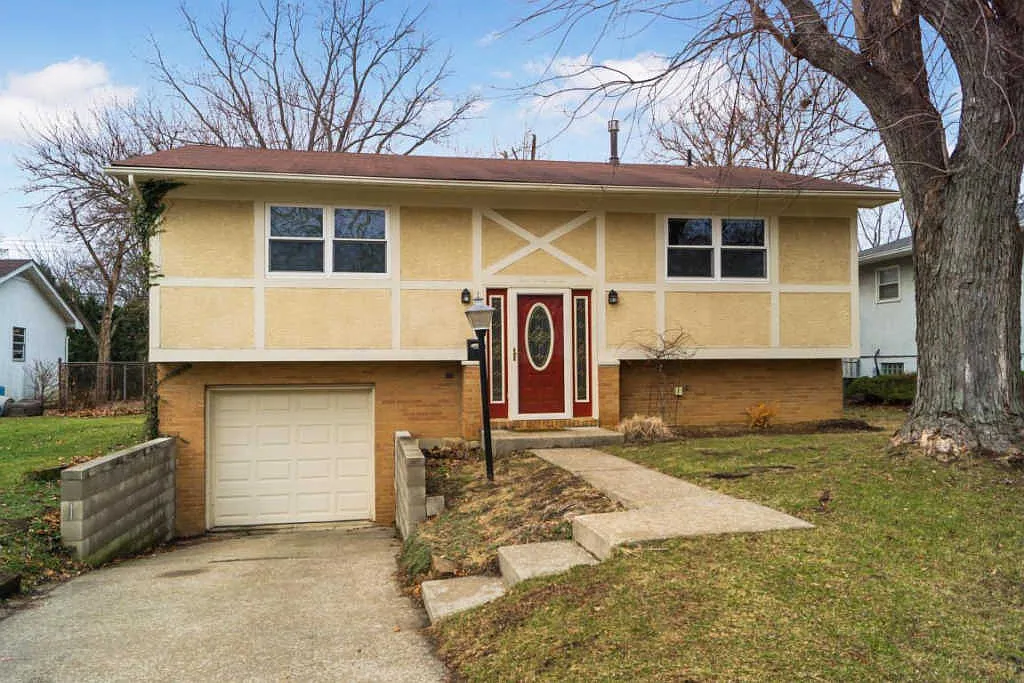 433 Canterwood Ct photo 1