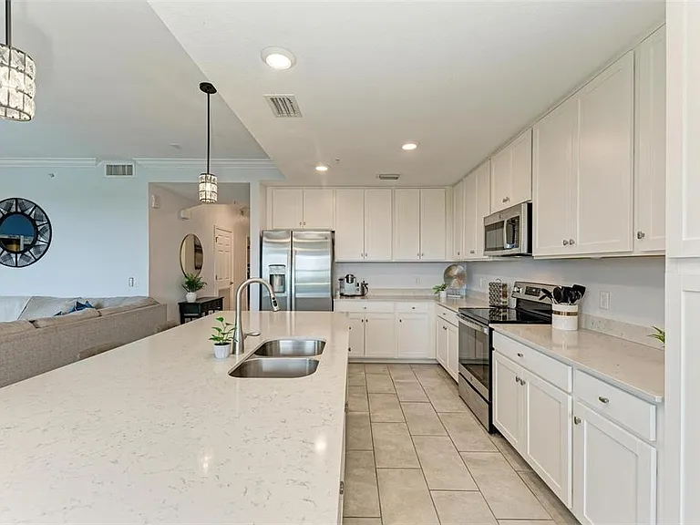 17902 Gawthrop Dr #307 — Photo 17