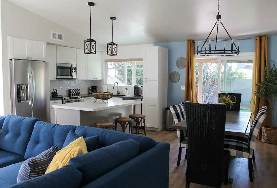 1st image of 6901 E Grandview Dr