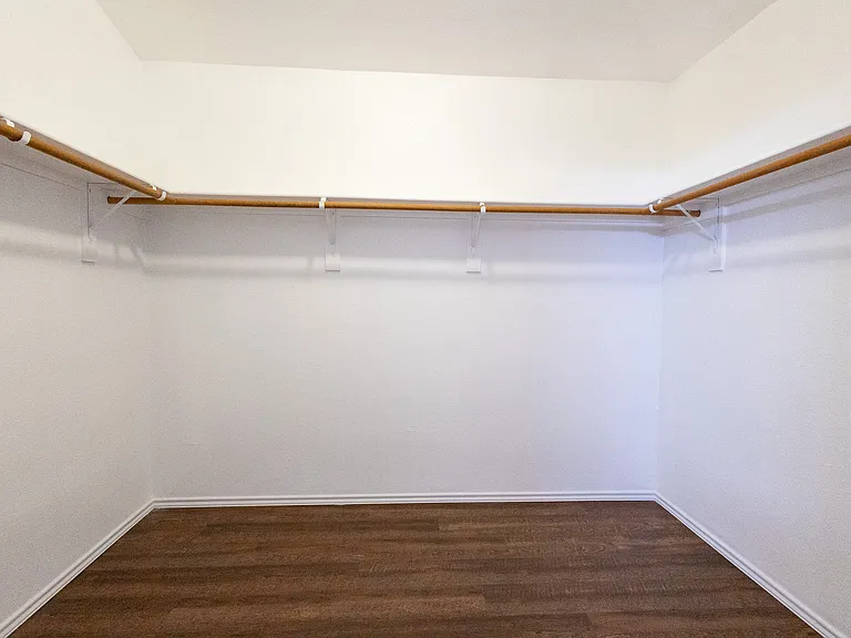 1601 Lionheart Dr — Photo 14