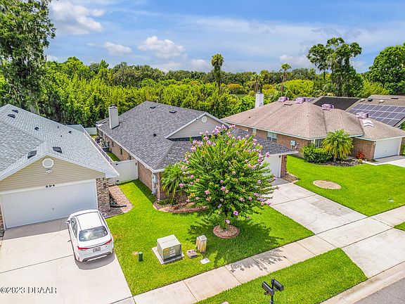 3rd image of 692 Coral Trace Blvd
