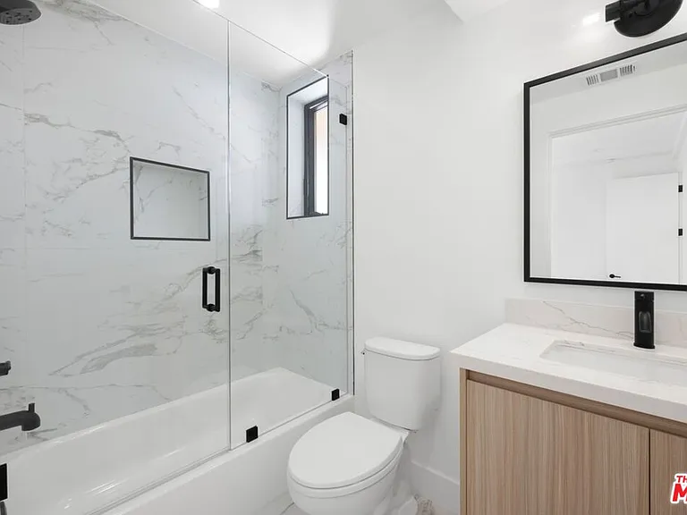 5543 1/2 Calhoun Ave — Photo 14