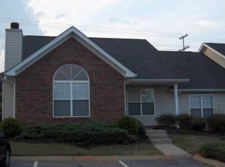 15 Bailess Ct, Greer, SC 29650