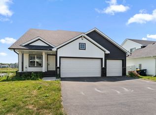 5832 178th St W, Lakeville, MN 55044
