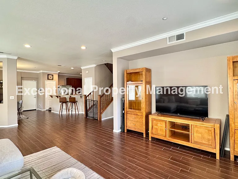 7331 Shelby Pl #108 — Photo 5