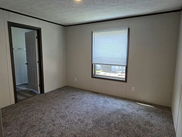 3 bed, 2.0 bath, 1120 sqft, $2,100 — Photo 3