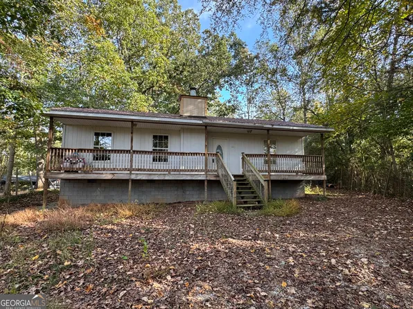 460 Gumlog Dr, Lavonia, GA 30553