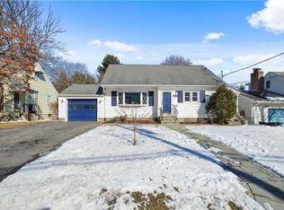 922 Albert Rd, Peekskill, NY 10566