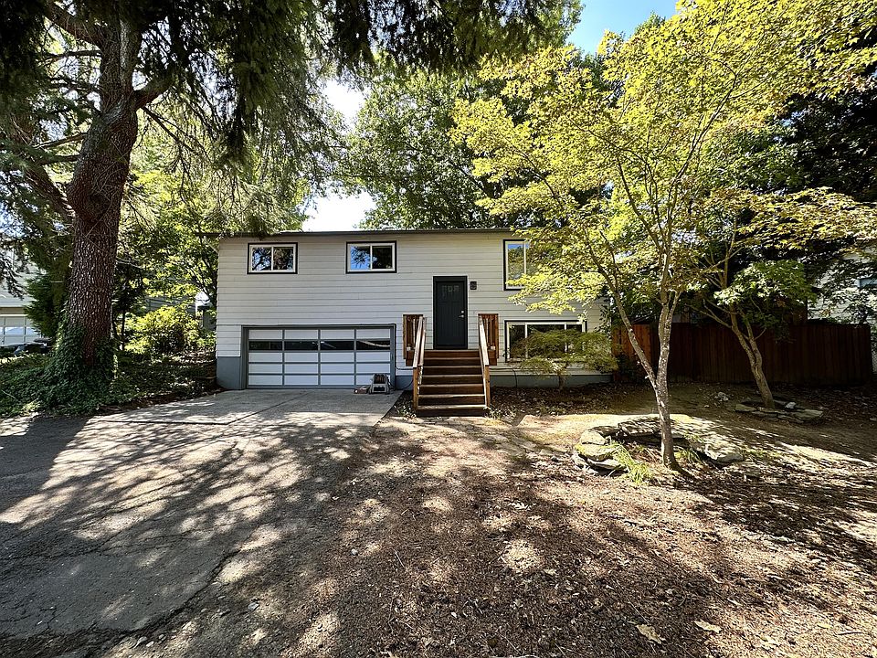 1st image of 565 NW 10th Ave